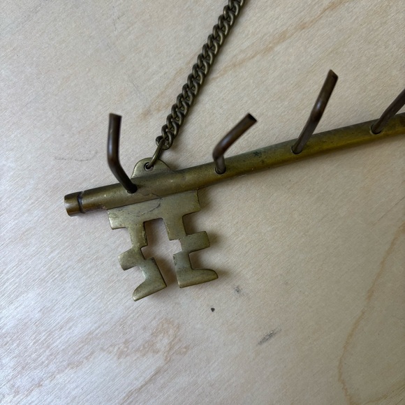 Brass Skeleton Key Wall Hook - Picture 6 of 9